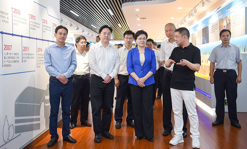 江蘇省委常委、南京市委書記韓立明來上上電纜調研