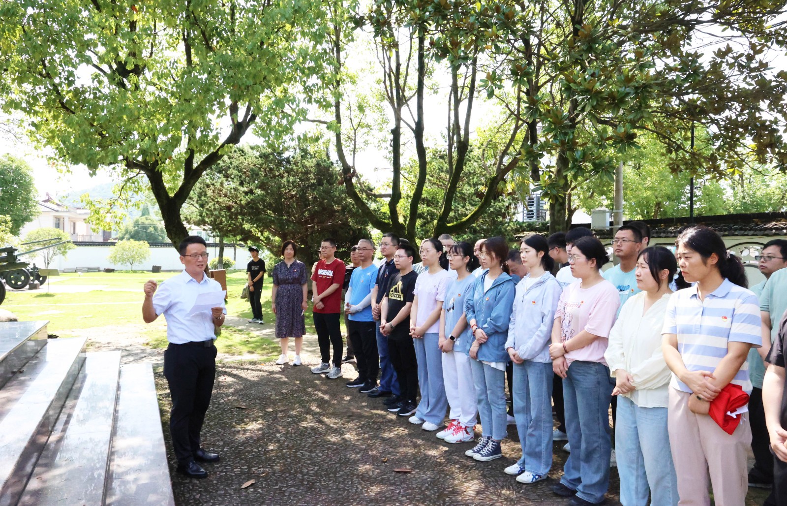 1688032871842980ZxDl.jpg 1688032871842980ZxDl.jpg