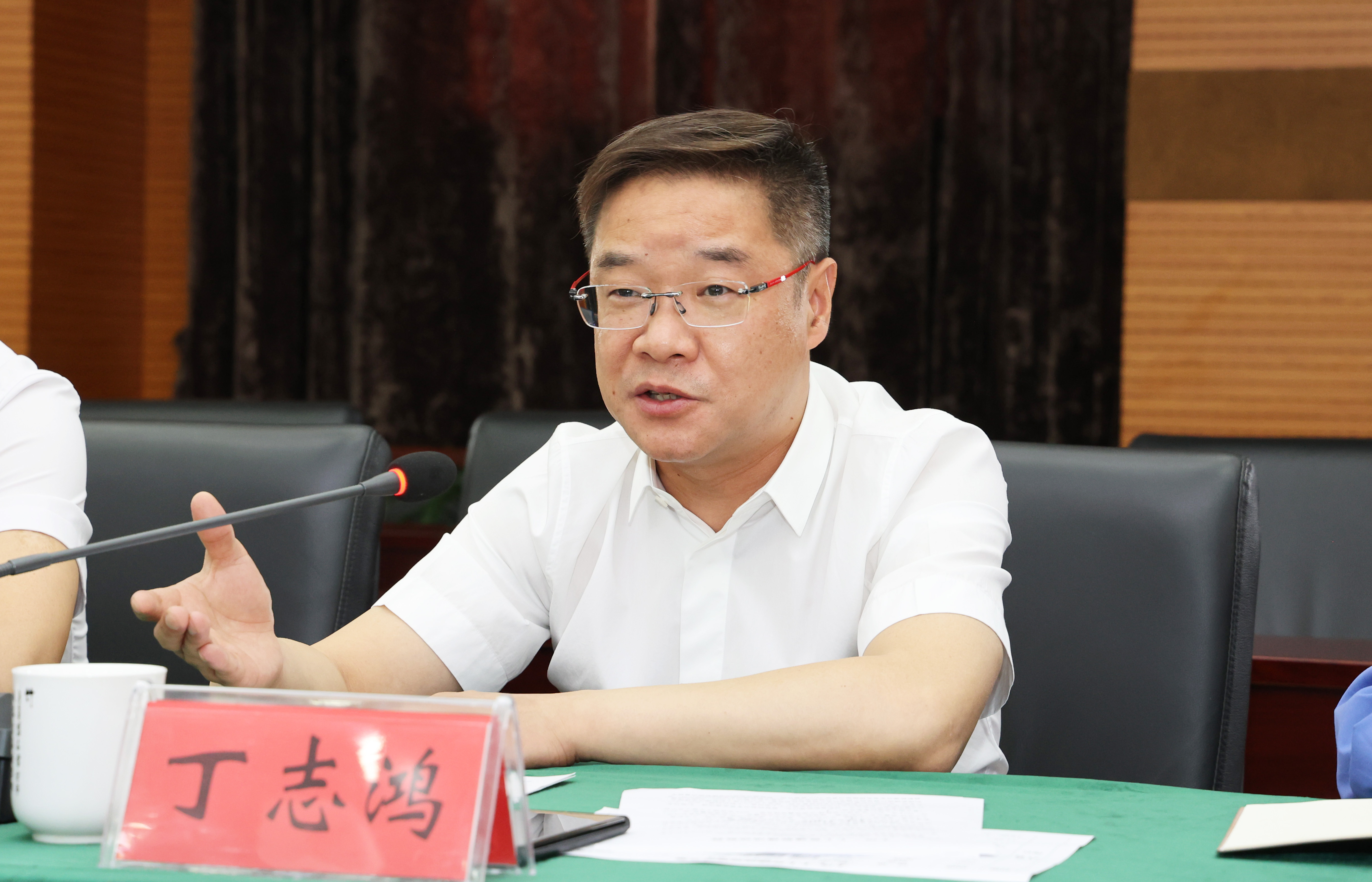 1717407572175212D8jT.jpg 1717407572175212D8jT.jpg